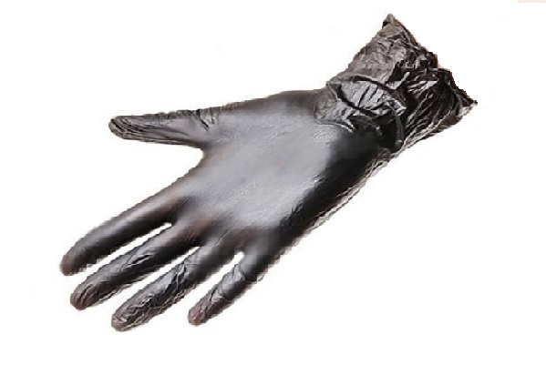 Какие перчатки лучше: нитриловые, виниловые или латексные
